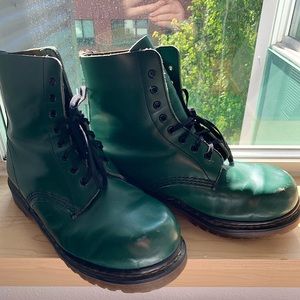 Green Dr Martens 1460 boots combat boots